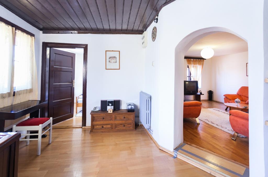Guesthouse Nina Сараево Стая снимка